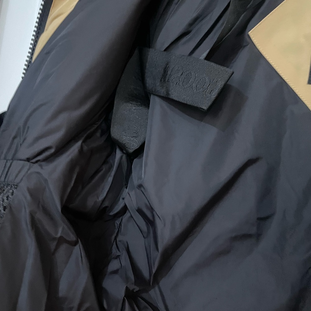 Canada Goose Tan Cropped Puffer Jacket - Picture 13 of 16